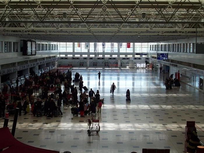 Аэропорт "Анталия" – старт отдыха в Турции 