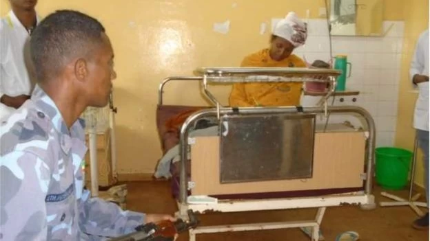 Девушка из Эфиопии сдала школьные экзамены через полчаса после родов