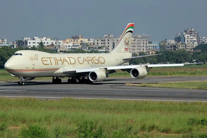 Etihad Airways: отзывы. Etihad Airways чья авиакомпания?