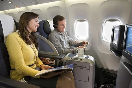 «Ямал» (авиакомпания): отзывы пассажиров о сервисе, парке самолетов, рейсах и билетах