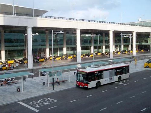 Как добраться из аэропорта Барселоны до Барселоны: автобус, метро, такси, поезд