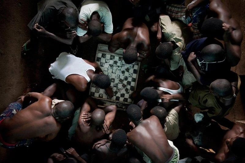 Как подростки Сьерра-Леоне годами живут в тюрьме в ожидании суда по их делу