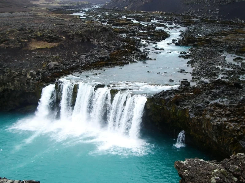 Красоты водопадов Исландии в фотографиях