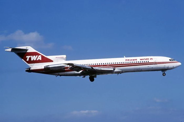 Пассажирский самолет "Боинг-727": фото, характеристики, отзывы