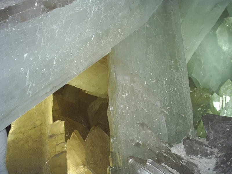 Пещера гигантских кристаллов