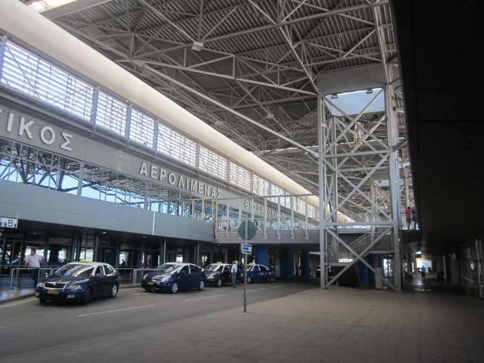 Прилетаем в аэропорт Салоники: схема, удобства, дорога к городу 