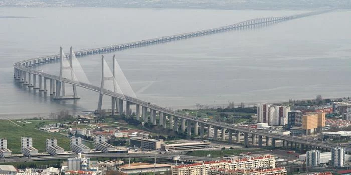 Самый длинный в Европе мост Васко да Гама