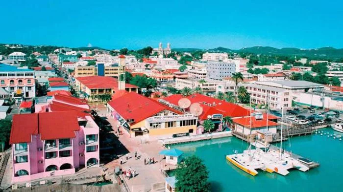 Сент-Джонс - столица Антигуа и Барбуды