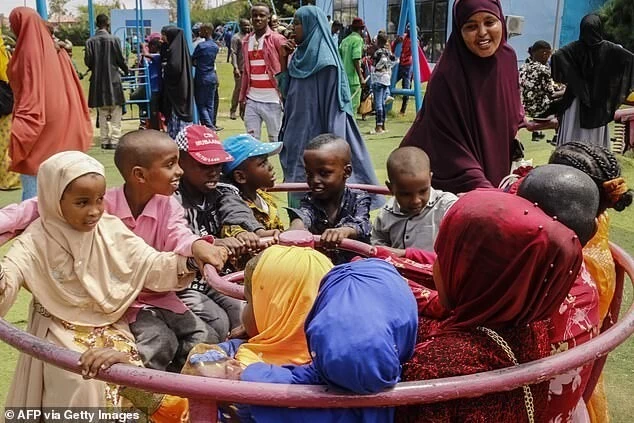 Шаг назад: в Сомали собираются узаконить детские браки
