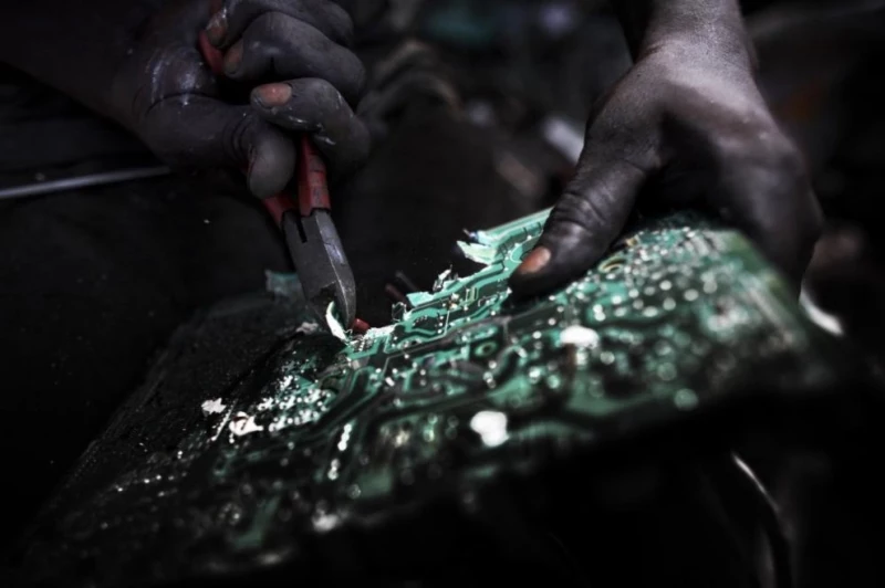 Свалка электроники в столице Ганы