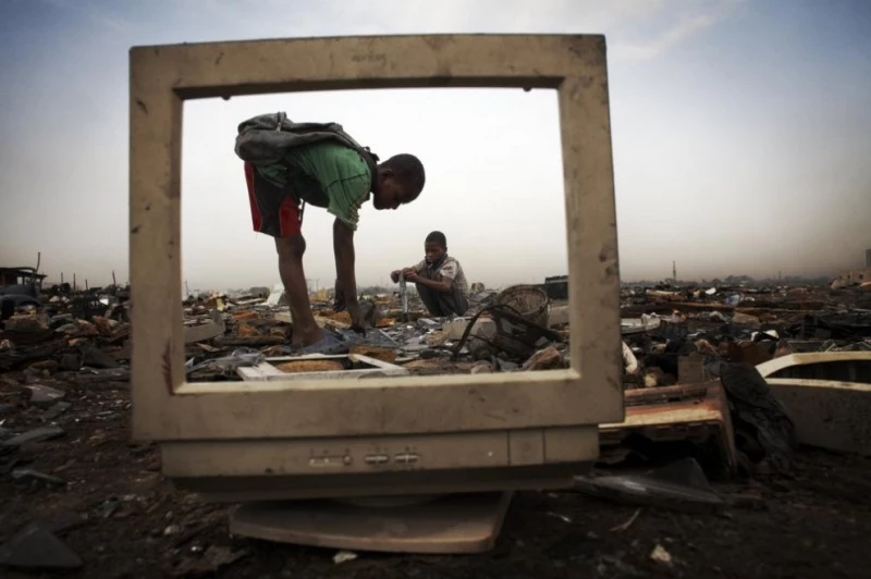 Свалка электроники в столице Ганы