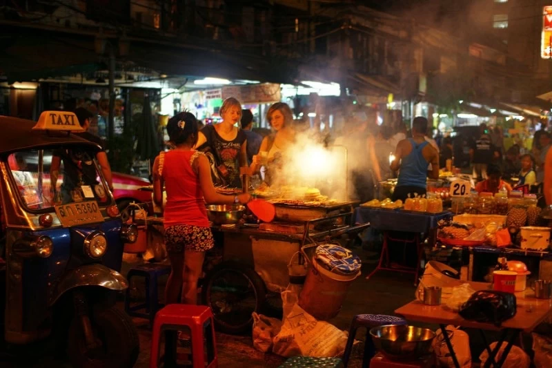 Уличная еда в Бангкоке