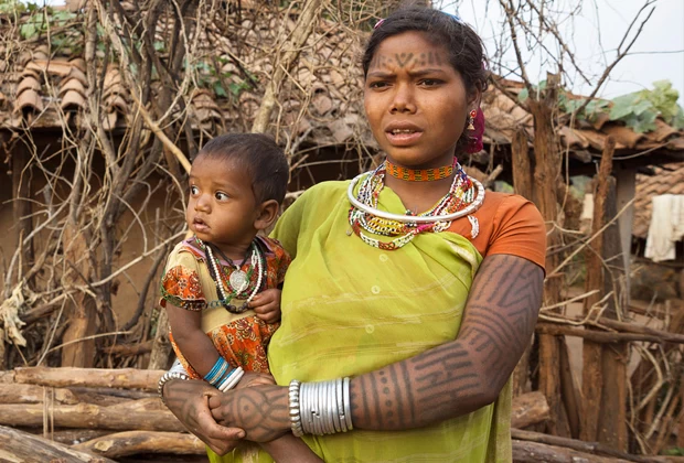 Уродство ради счастья: как матери в Африке и Индии калечат дочерей, чтобы устроить их жизнь