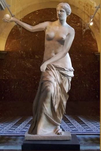 Венера Милосская – идеал женской красоты
