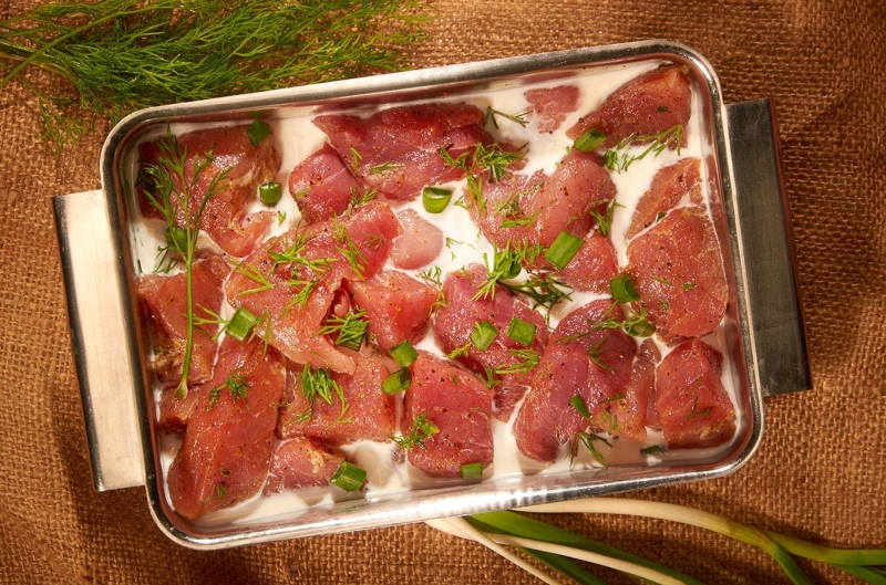 7 самых вкусных способов замариновать мясо для шашлыка 