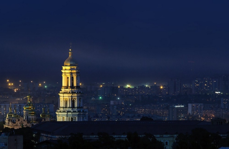 Киев после захода солнца (20 фото)