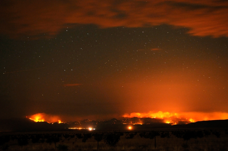 Лесной пожар в «ядерном» Лос-Аламосе (15 фото)