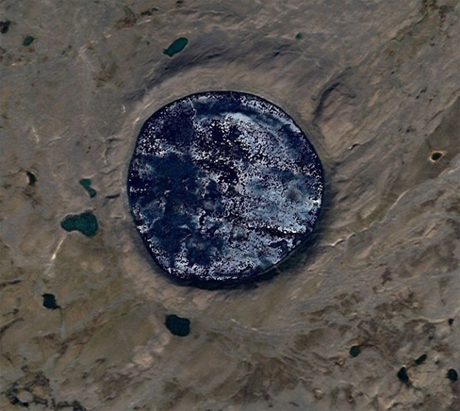 Парень ищет интересные вещи в Google Earth, и вот 18 из его лучших находок 