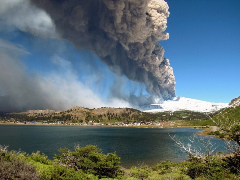 Пробуждение вулкана Копауэ (5 фото + видео)