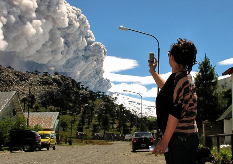 Пробуждение вулкана Копауэ (5 фото + видео)