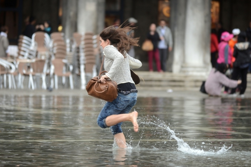 «Высокая вода» накрыла Венецию (10 фото)
